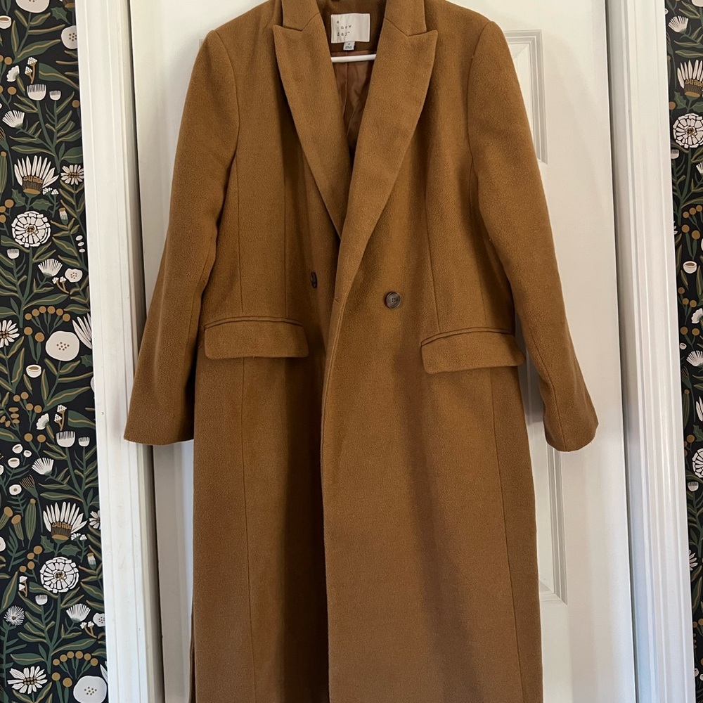 Women’s peacoat